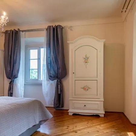 公寓 Palazzo Sacro Monte - Unique Experience *