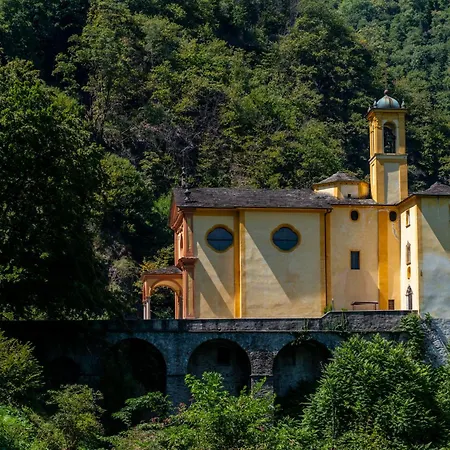 Palazzo Sacro Monte - Unique Experience Apartament Brissago